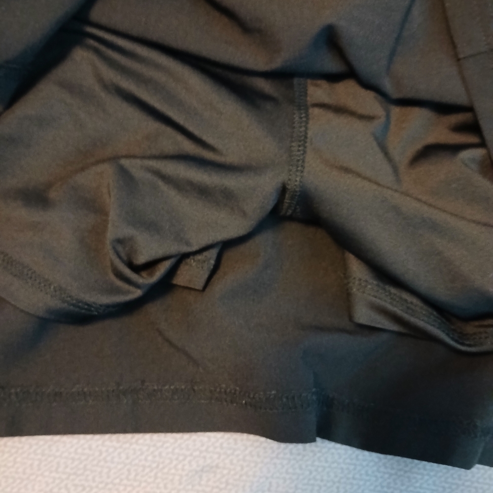 Black Skort with Zipper Pockets - Picture 4 of 4